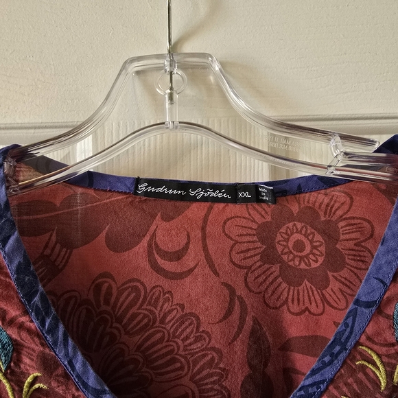 Gudrun Sjoden Tunic Blouse Red with Embroidery - Picture 3 of 5
